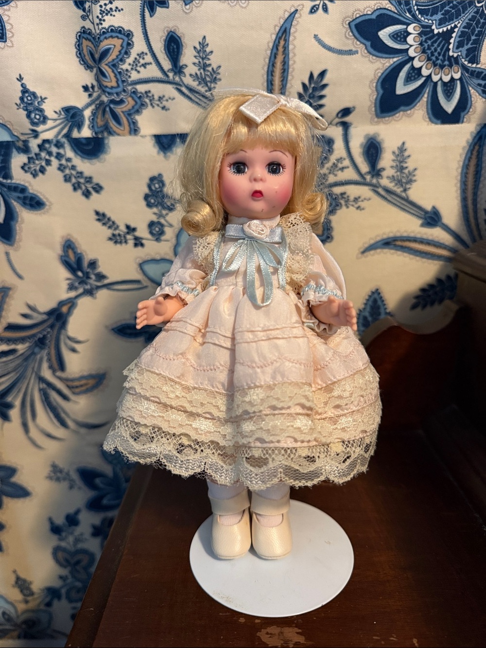 Madame Alexander Sweet Silk Vintage collection Smoke free home